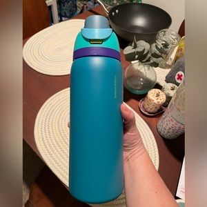 Owala FreeSip Water Bottle